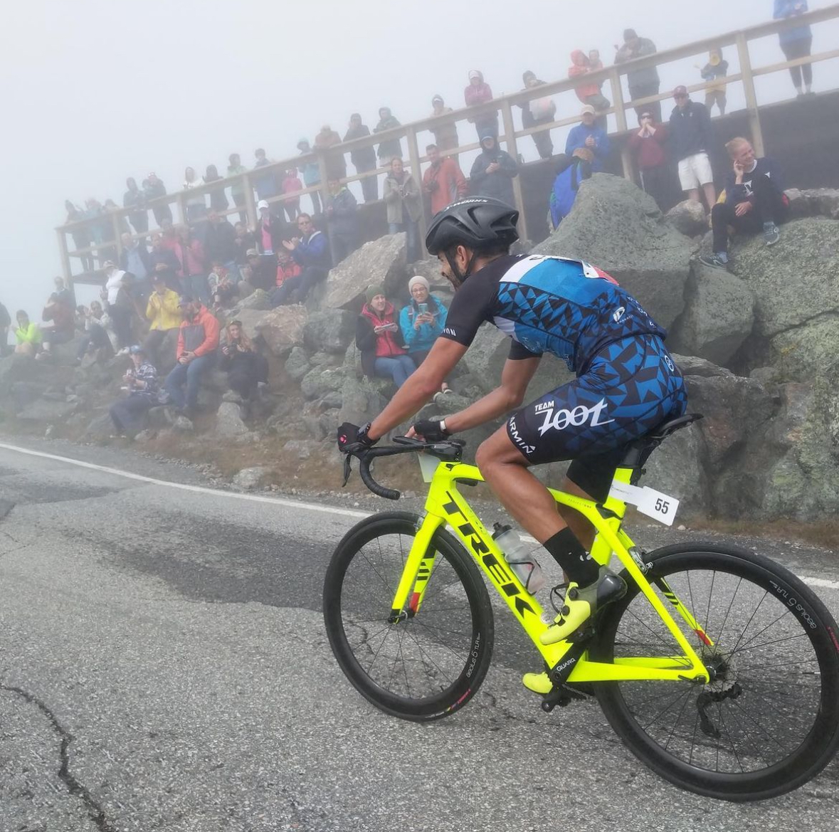 Breno Melo climbing Mt. Washington Auto Road Bicycle Hillclimb in fog
